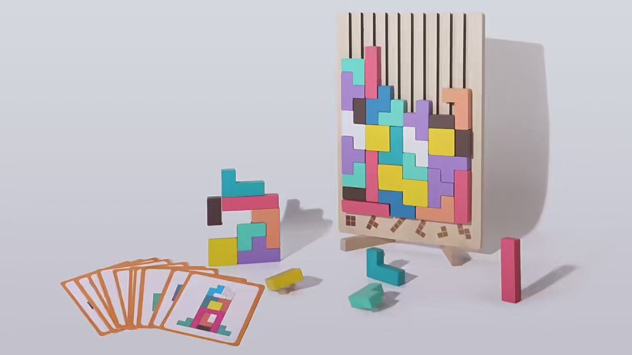 Barevné dřevěné kostky – trénink logiky a rovnováhy pro děti s vertikální deskou a kartami úloh. Edukativní hračka pro rozvoj kreativity a koordinace.